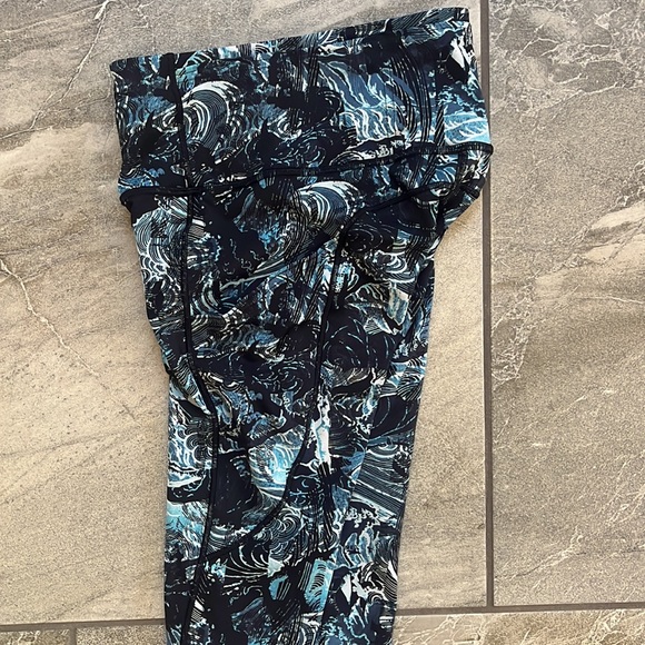🍋 Lululemon Fast & Free Crop II High Rise Nulux 19” size 2 - Picture 3 of 7